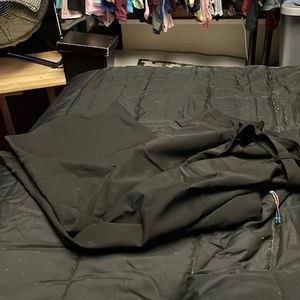 Dress capris with belt